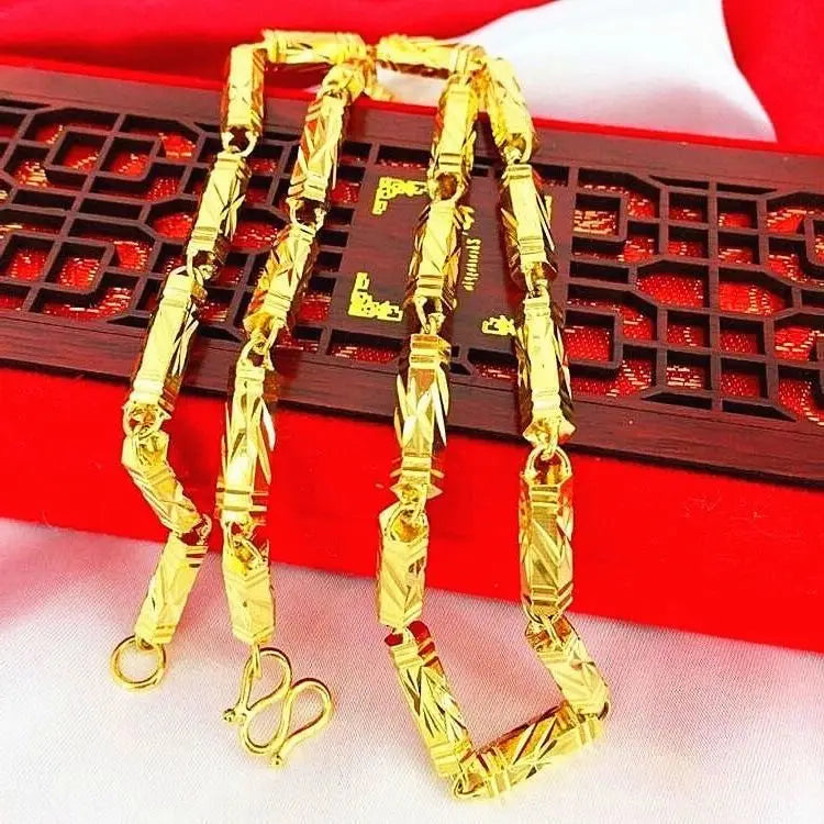Echtes 18-karätiges Gold
Vergoldete Halskette
Goldfarbene Halskette
Dominante Mode
Trendiger Anhänger, Geschenk für Herren