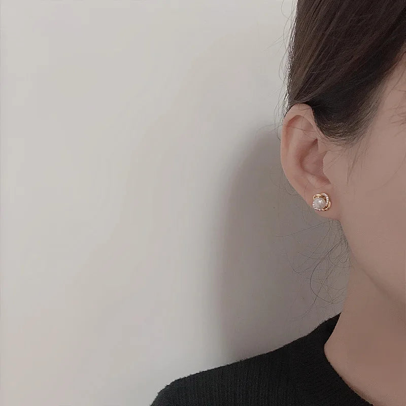Bijoux haut de gamme en or 14 carats Boucles d'oreilles en or véritable Boucles d'oreilles à clous torsadées de luxe pour femmes Brincos Pendientes Bijoux