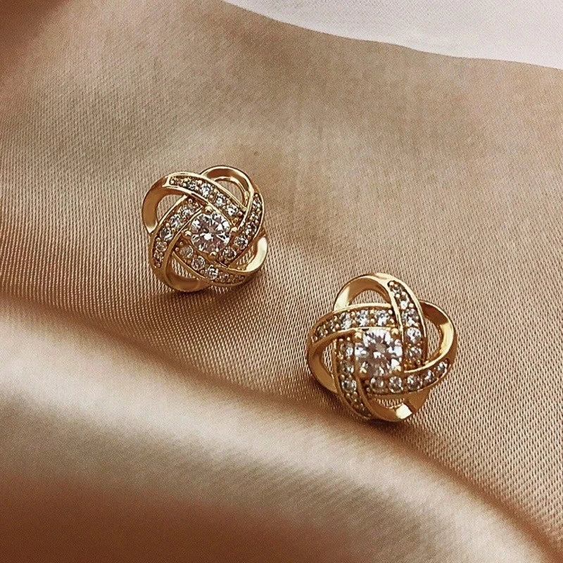 Hochwertiger 14-karätiger Goldschmuck Echte Goldohrringe Luxuriöse gedrehte Ohrstecker für Damen Brincos Pendientes Schmuck